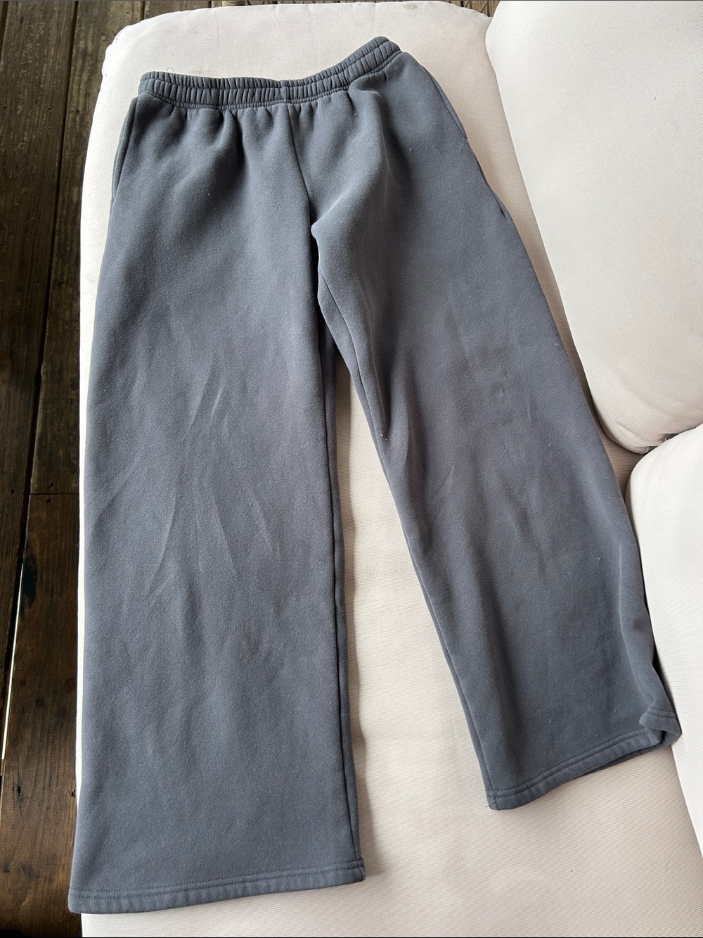 Edikted Wide Leg Sweatpants in Gray